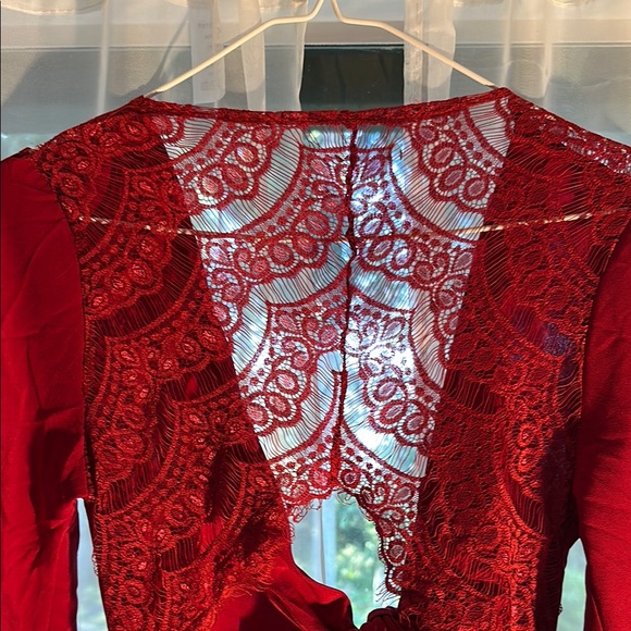 Reverse Red Lace-Back Romper - Picture 4 of 4
